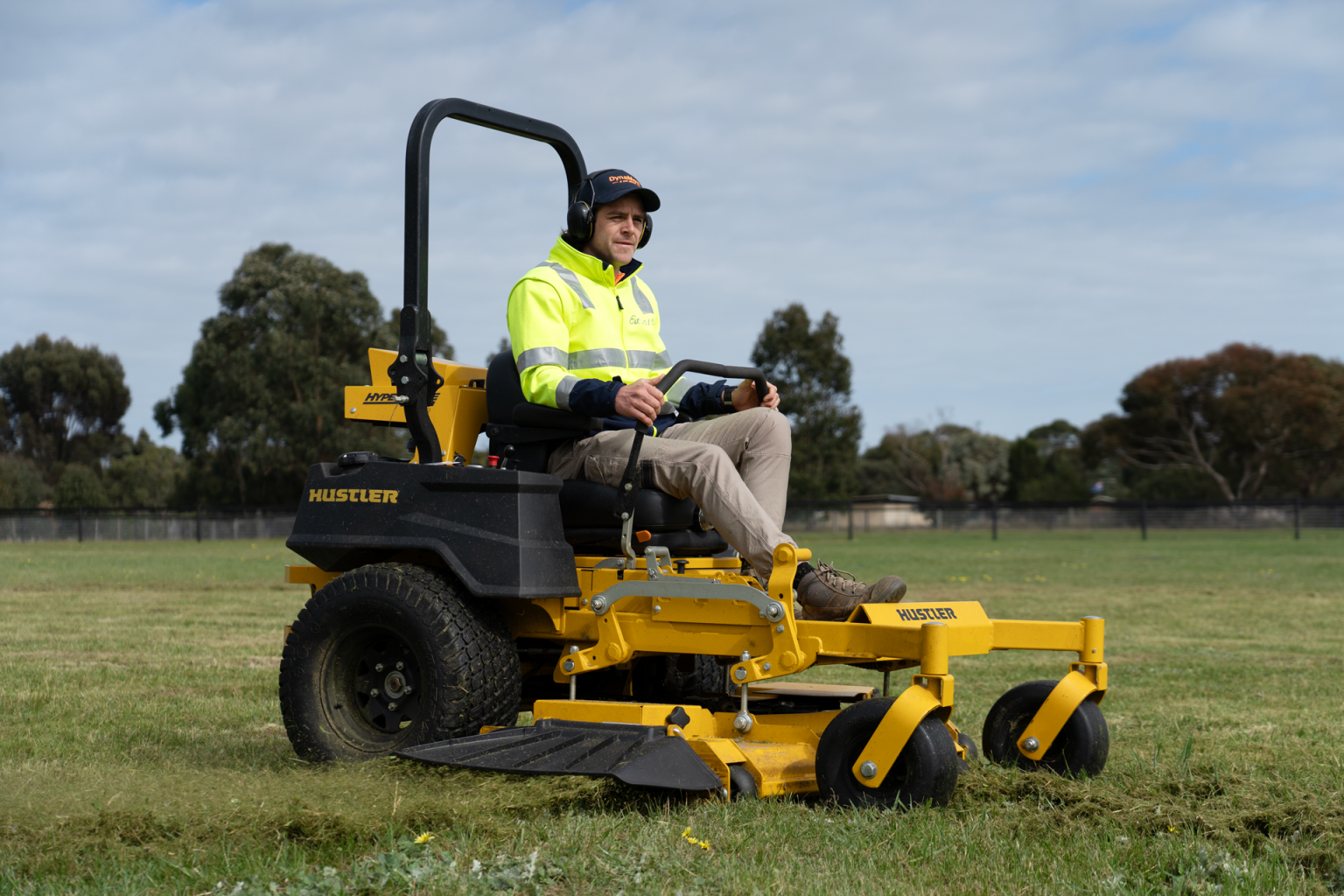 Work by DynaMow Lawn Mowing Services Geelong