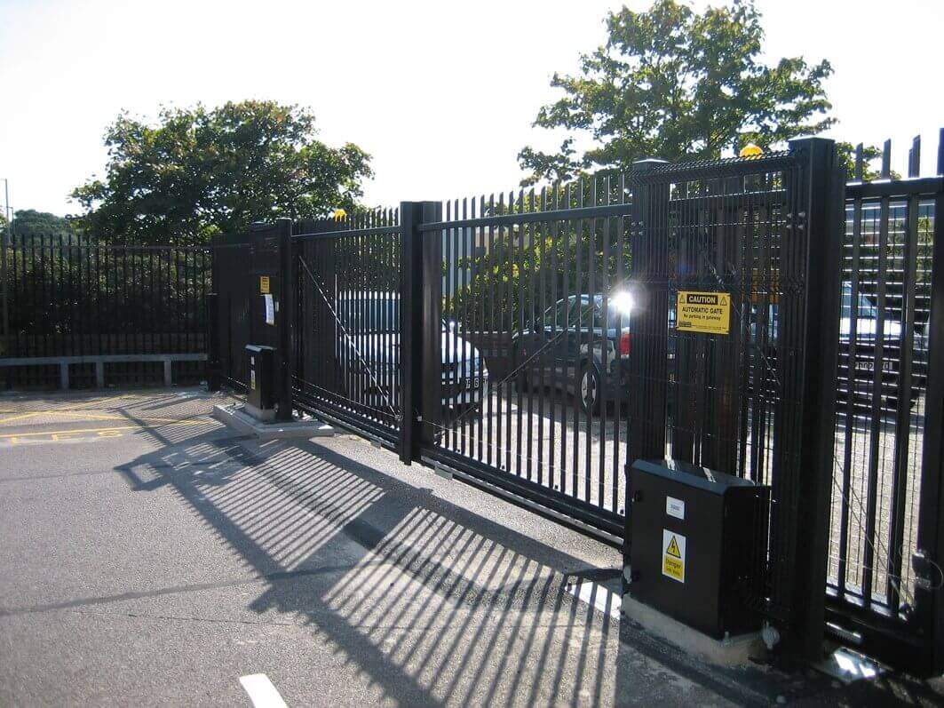 Work by Geelong Fencing and Gates Service